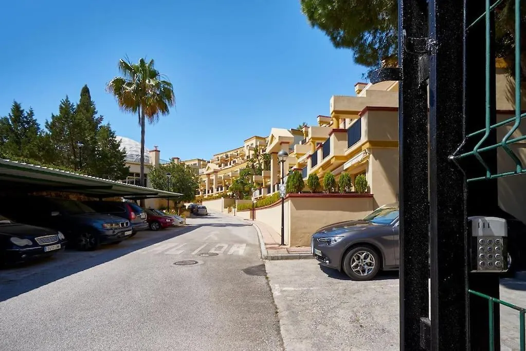 Apartment Oleholidays 1106 Romana Playa Primera Linea Playa Marbella Spain