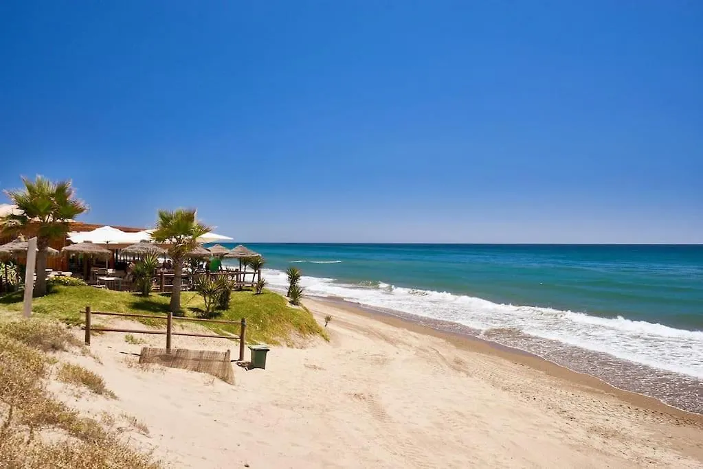 Oleholidays 1106 Romana Playa Primera Linea Playa Marbella