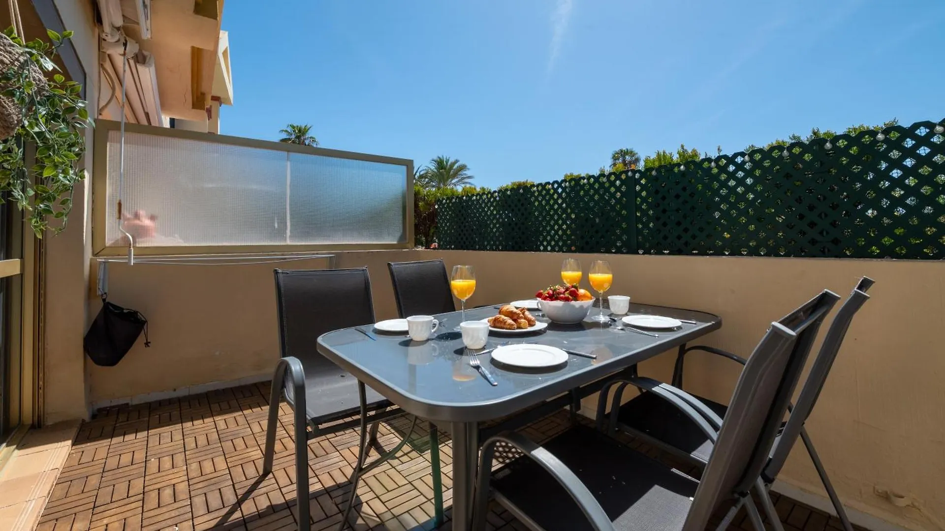 Oleholidays 1106 Romana Playa Primera Linea Playa Marbella Apartment